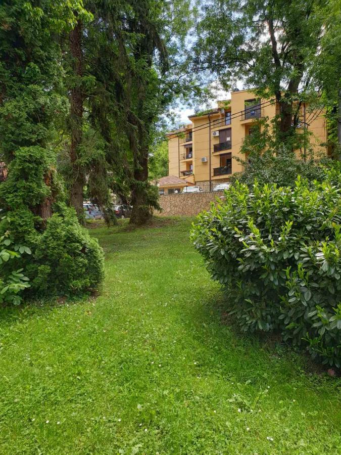 Apartman Crown Vrnjačka Banja Buitenkant foto